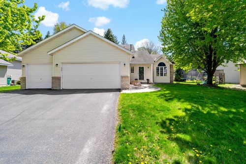 15111 Appaloosa Trl Ne, Prior Lake, MN, 55372-4106 | Card Image