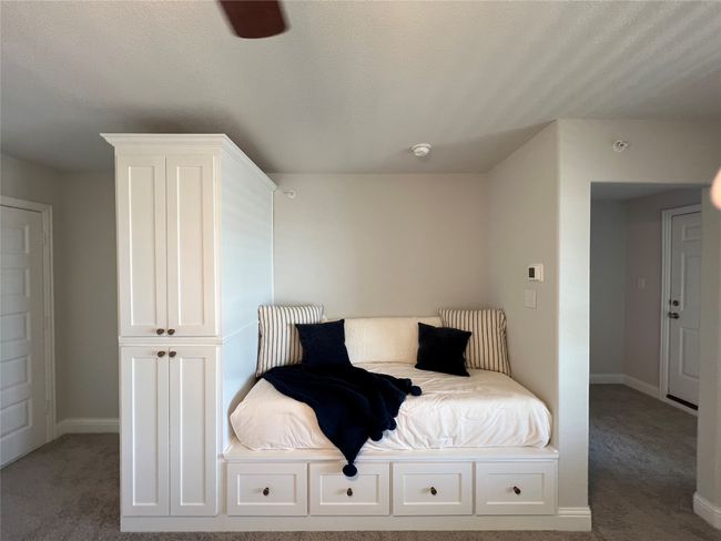 2012 Naples, Townhouse with 2 bedrooms, 3 bathrooms and null parking in Rowlett TX | Image 34