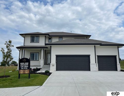 21702 Hampton Dr, Gretna, NE, 68028-3712 | Card Image