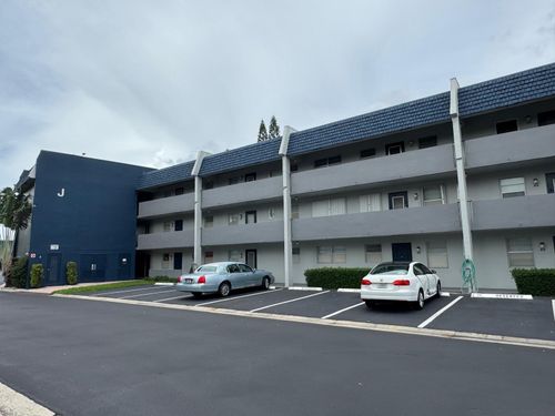 apt-304-7797 Golf Circle Dr, Margate, FL, 33063-7383 | Card Image