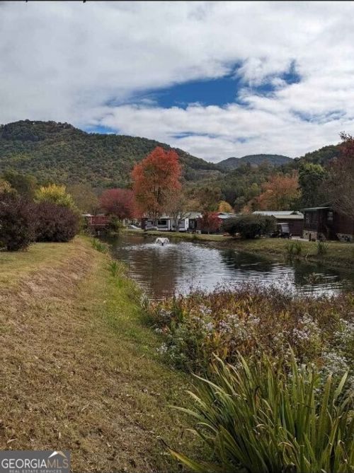 40 Newmar Ct, Dillard, GA, 30537-1100 | Card Image