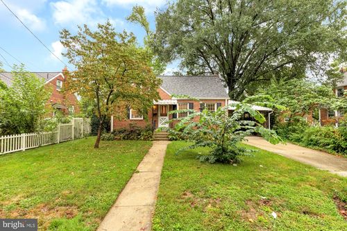 9101 48th Pl, COLLEGE PARK, MD, 20740-1821 | Card Image