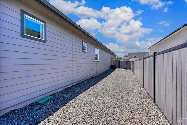 5696 W Polecat Dr, House other with 3 bedrooms, 3 bathrooms and 3 parking in Eagle ID | Image 50