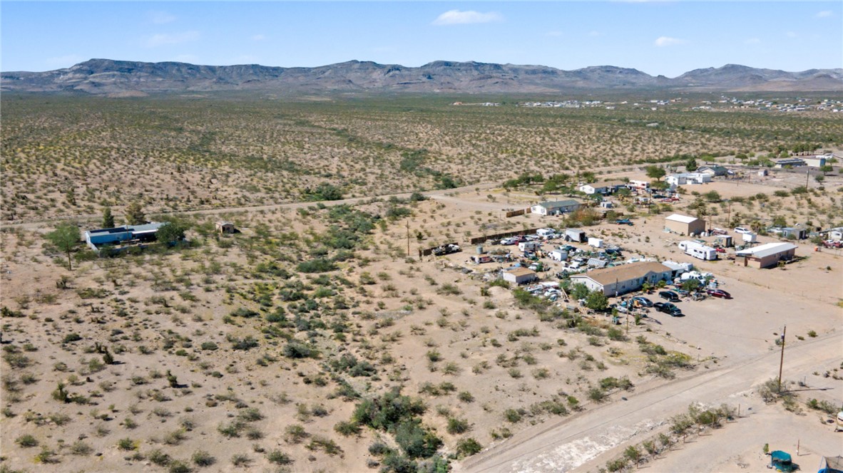 Land in Golden Valley