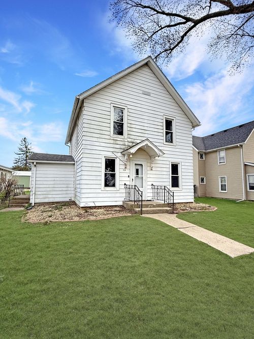 119 W Olive St, Mc Connell, IL, 61050-9768 | Card Image