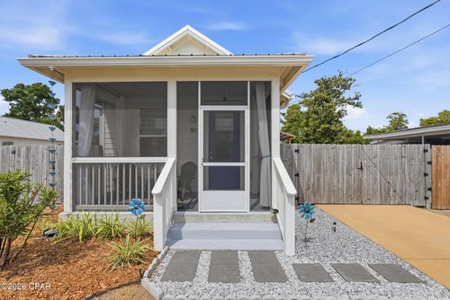 911 Wilson Ave, Panama City, FL, 32401-2961 | Card Image