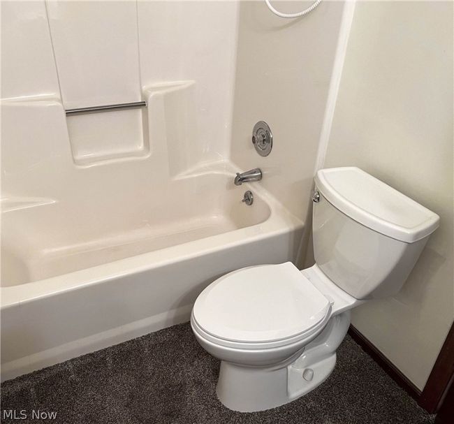 1 8570 Glenwood Avenue, Sold in Boardman Zoocasa