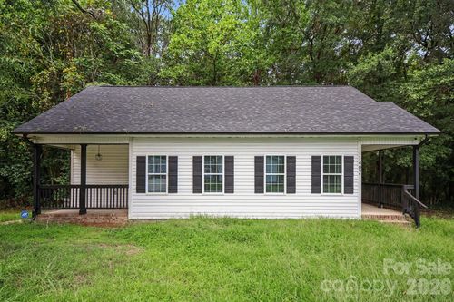 1402 Essex Avenue, Gastonia, NC, 28052 | Card Image