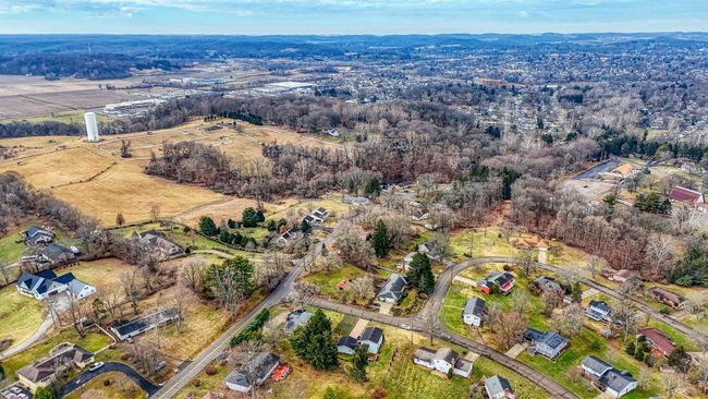 416 Crestview Dr Ne, House other with 4 bedrooms, 3 bathrooms and null parking in Lancaster OH | Image 9