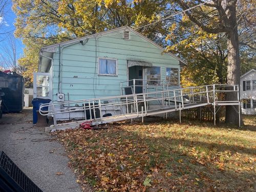 b-7 Stevens St, Lawrence, MA, 01843-3424 | Card Image