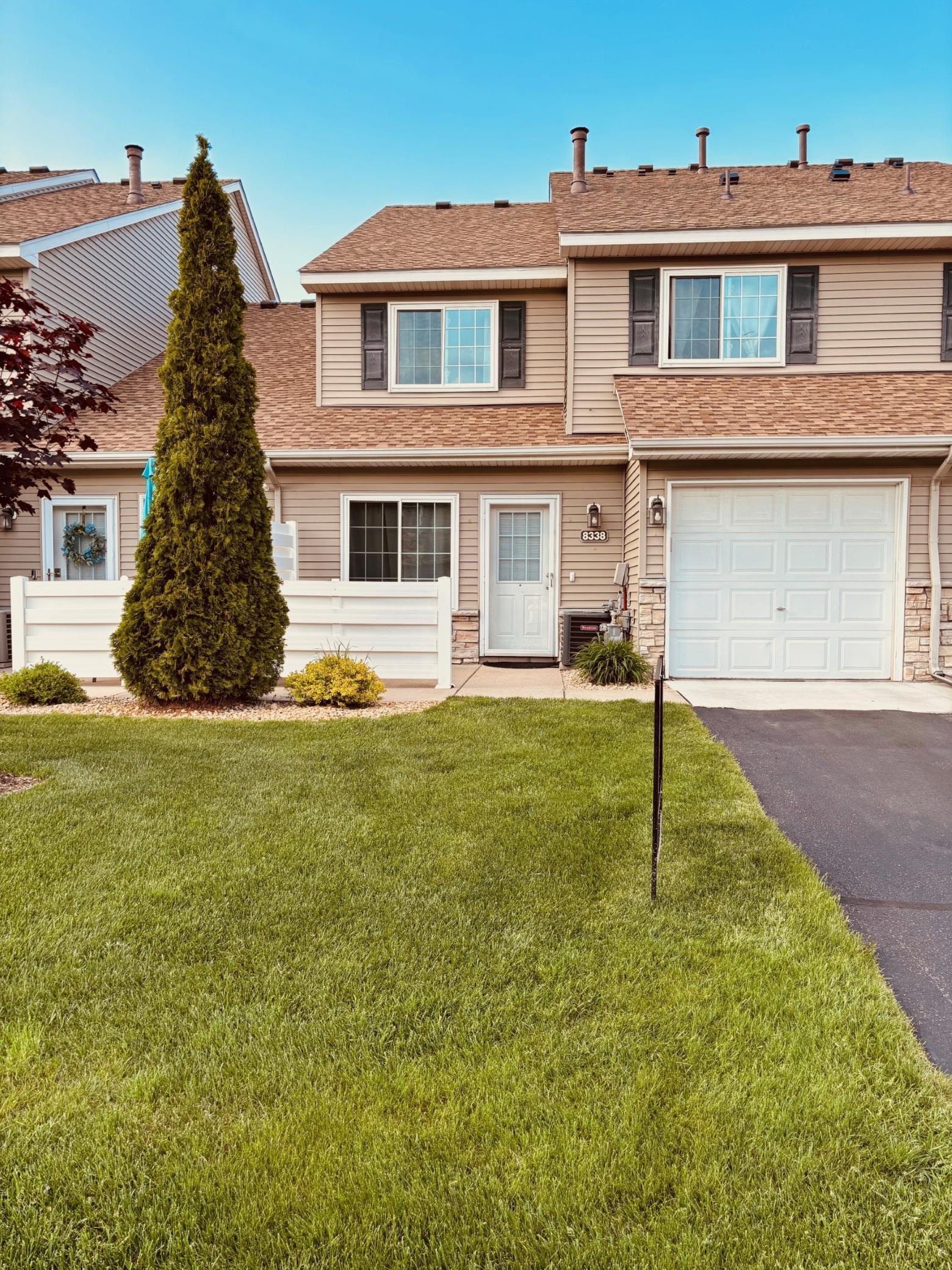 Delaney Dr, Inver Grove Heights, MN 55076