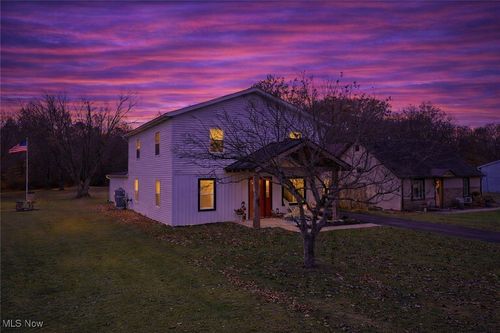 3793 Ranfield Rd, Kent, OH, 44240-6762 | Card Image