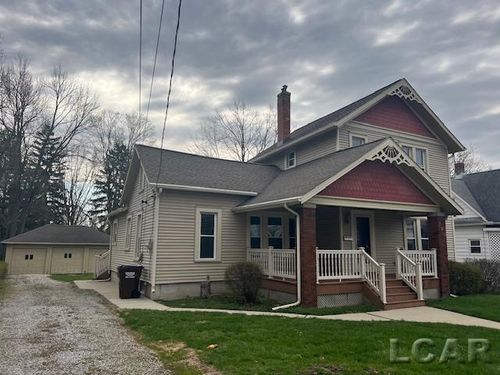 169 Park St, Adrian, MI, 49221-2528 | Card Image