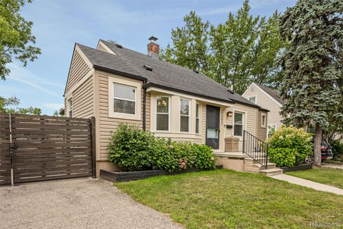 1397 Leroy St, Ferndale, MI, 48220-1654 | Card Image
