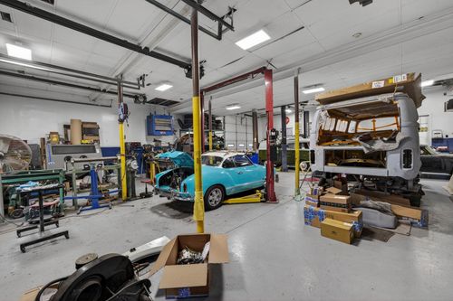35 S Main St, Newton, NH, 03858-3312 | Card Image