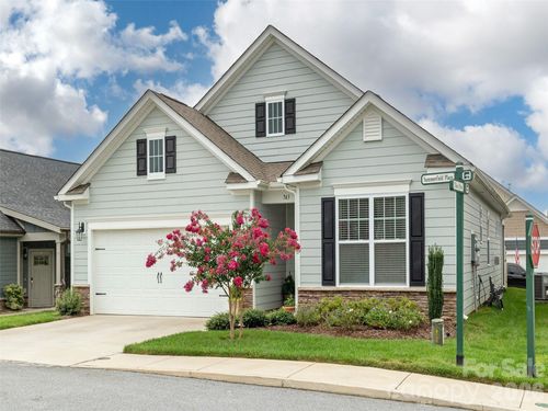 743 Summerfield Place, Flat Rock, NC, 28731 | Card Image