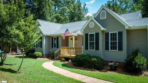 284 Huntington Dr, Liberty, SC, 29657-8935 | Card Image