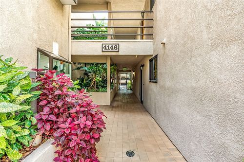 126-4146 E Mendez St, Long Beach, CA, 90815-5157 | Card Image
