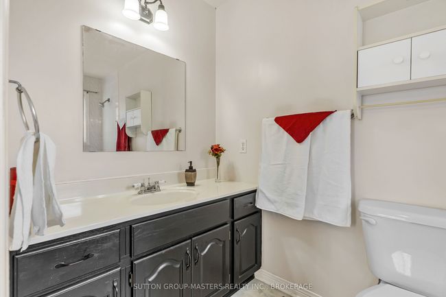 50 Davey Cres, House other with 4 bedrooms, 3 bathrooms and 4 parking in Amherstview ON | Image 19