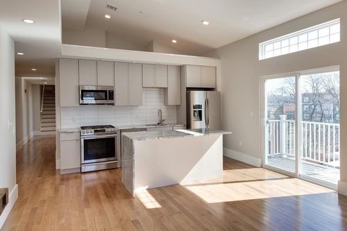 unit-9-204 Spencer Ave, Chelsea, MA, 02150-2287 | Card Image