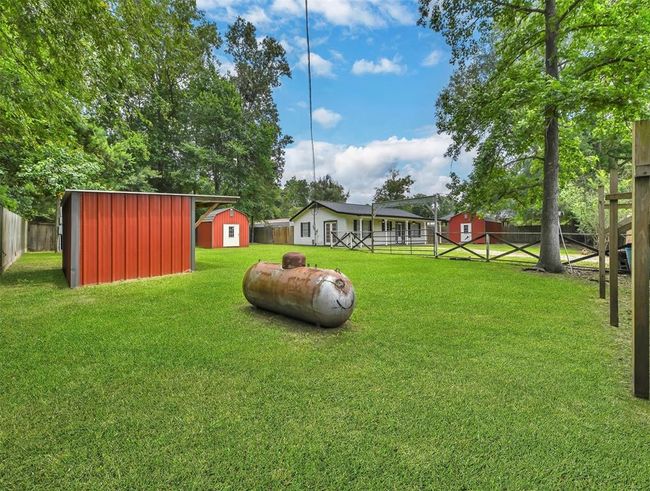 27015 Coach Light Ln, House other with 3 bedrooms, 2 bathrooms and null parking in New Caney TX | Image 26