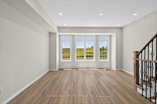 1373 Salem Rd N, House attached with 4 bedrooms, 3 bathrooms and 1 parking in Ajax ON | Image 13