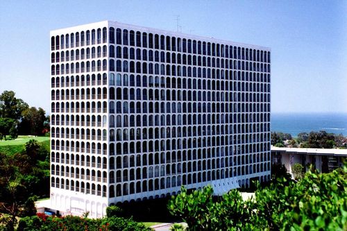 6j-1001 Genter St, La Jolla, CA, 92037-5500 | Card Image