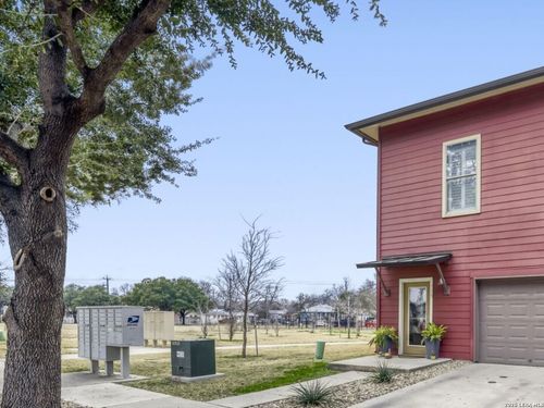 1-415 Santa Clara Pl, San Antonio, TX, 78210-1048 | Card Image