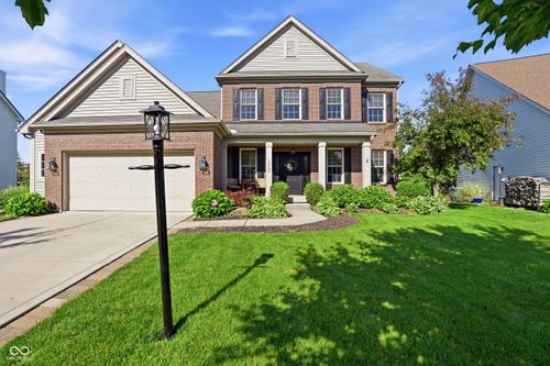 12484 Goodloe Dr, Fishers, IN, 46037-3700 | Card Image