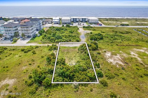 304 W Second St, Ocean Isle Beach, NC, 28469 | Card Image