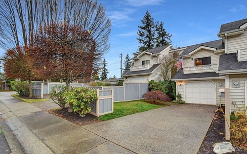 18604 48th Pl S, SeaTac, WA, 98188-8608 | Card Image