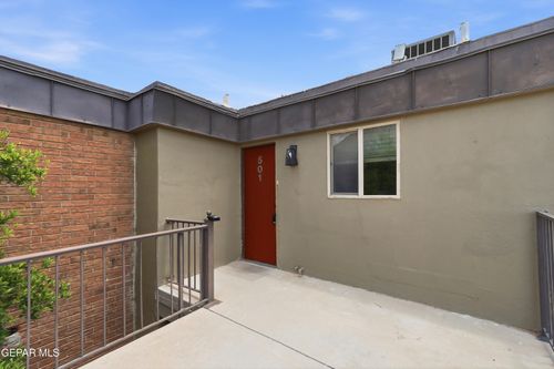 a501-4433 N Stanton St, El Paso, TX, 79902-1372 | Card Image