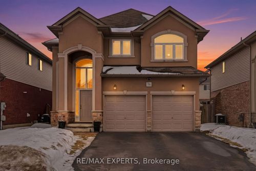 74 Boulder Cres, Hannon, ON, L0R1P0 | Card Image