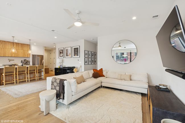 2S - 529 Hermitage Ave, Condo with 2 bedrooms, 2 bathrooms and 1 parking in CHICAGO IL | Image 4