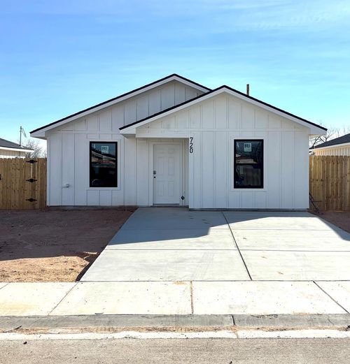 720 N Benton St, Midland, TX, 79701-2064 | Card Image