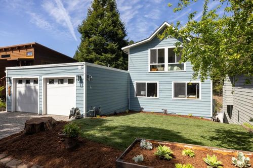 761 Lancaster Blvd, Moss Beach, CA, 94038 | Card Image