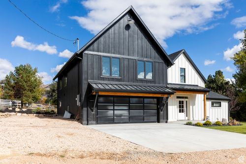 670 W 200 N, Midway, UT, 84049-6351 | Card Image