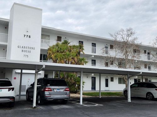 33-775 John Ringling Blvd, SARASOTA, FL, 34236-1552 | Card Image
