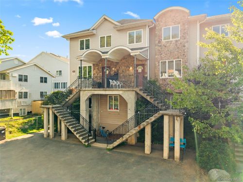 211-19 Phyllis Ter, Monsey, NY, 10952-7703 | Card Image