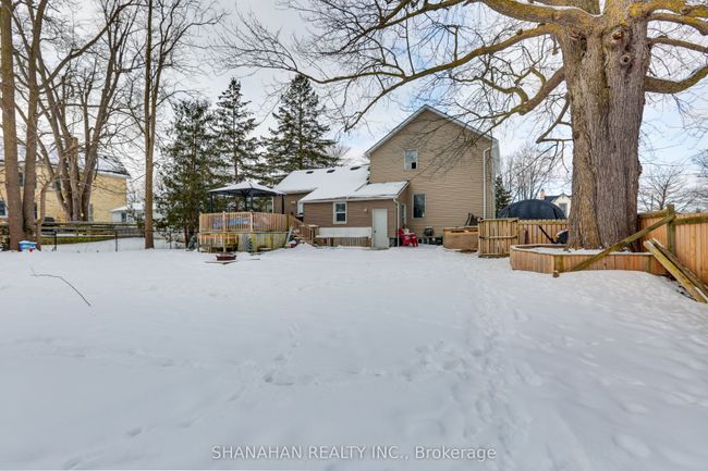 5338 Nauvoo Rd, House other with 3 bedrooms, 2 bathrooms and 3 parking in Warwick ON | Image 24