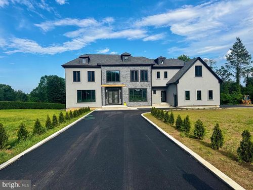 1047 Welsh Rd, Huntingdon Valley, PA, 19006-6023 | Card Image