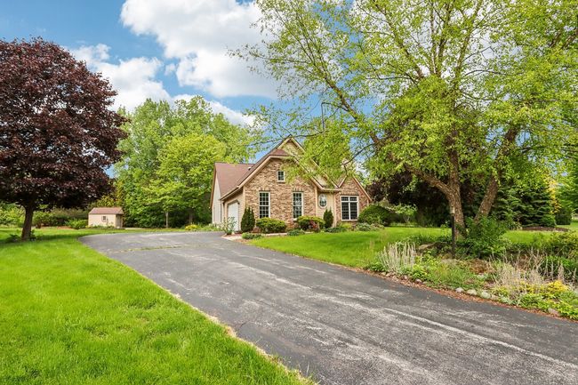 N61W14730 Woodcrest Ct, House other with 3 bedrooms, 3 bathrooms and 2 parking in Menomonee Falls WI | Image 59