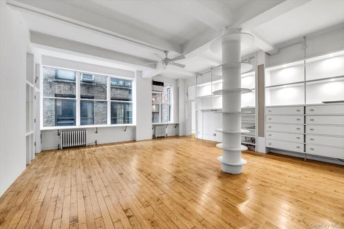 apt-3b-121 W 17th St, New York, NY, 10011-5499 | Card Image