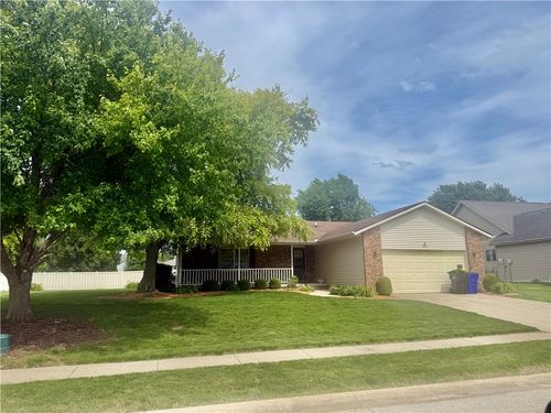 2920 Doral Court, Decatur, IL, 62521 | Card Image