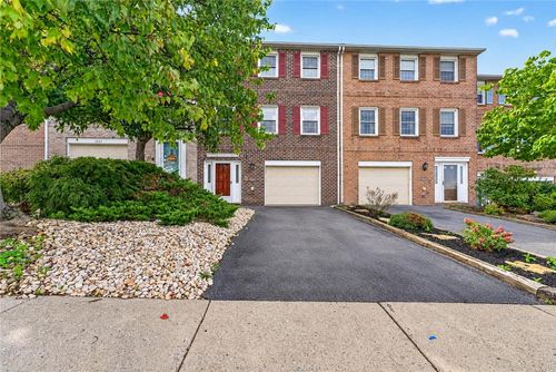 1097 Barnside Road, Allentown City, PA, 18103 | Card Image