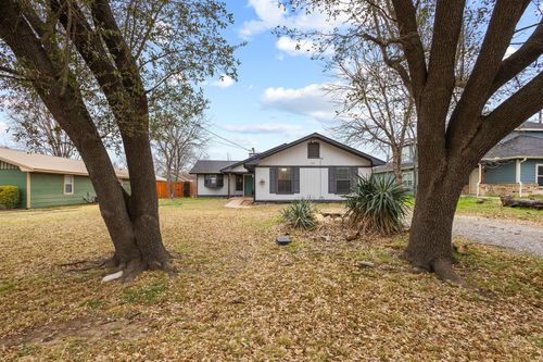 412 Main St, Pottsboro, TX, 75076-3038 | Card Image