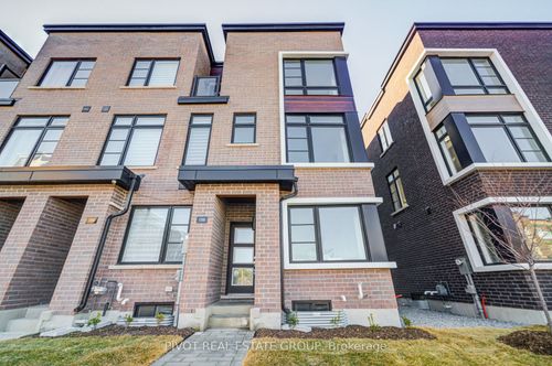 138 Brockley Dr, Toronto, ON, M1P0G3 | Card Image