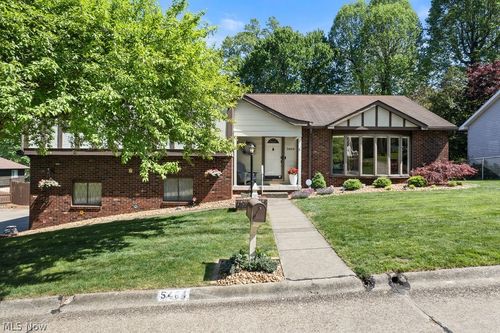 5404 11th Ave, Vienna, WV, 26105-3245 | Card Image