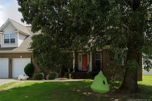 1941 Abbeydale Ln, Fayetteville, NC, 28304-2943 | Card Image