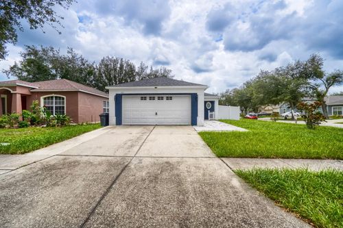 701 Periwinkle Pointe Pl, Seffner, FL, 33584-7814 | Card Image